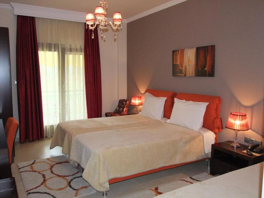 Faraggi Hotel Simvolí Oda fotoğraf