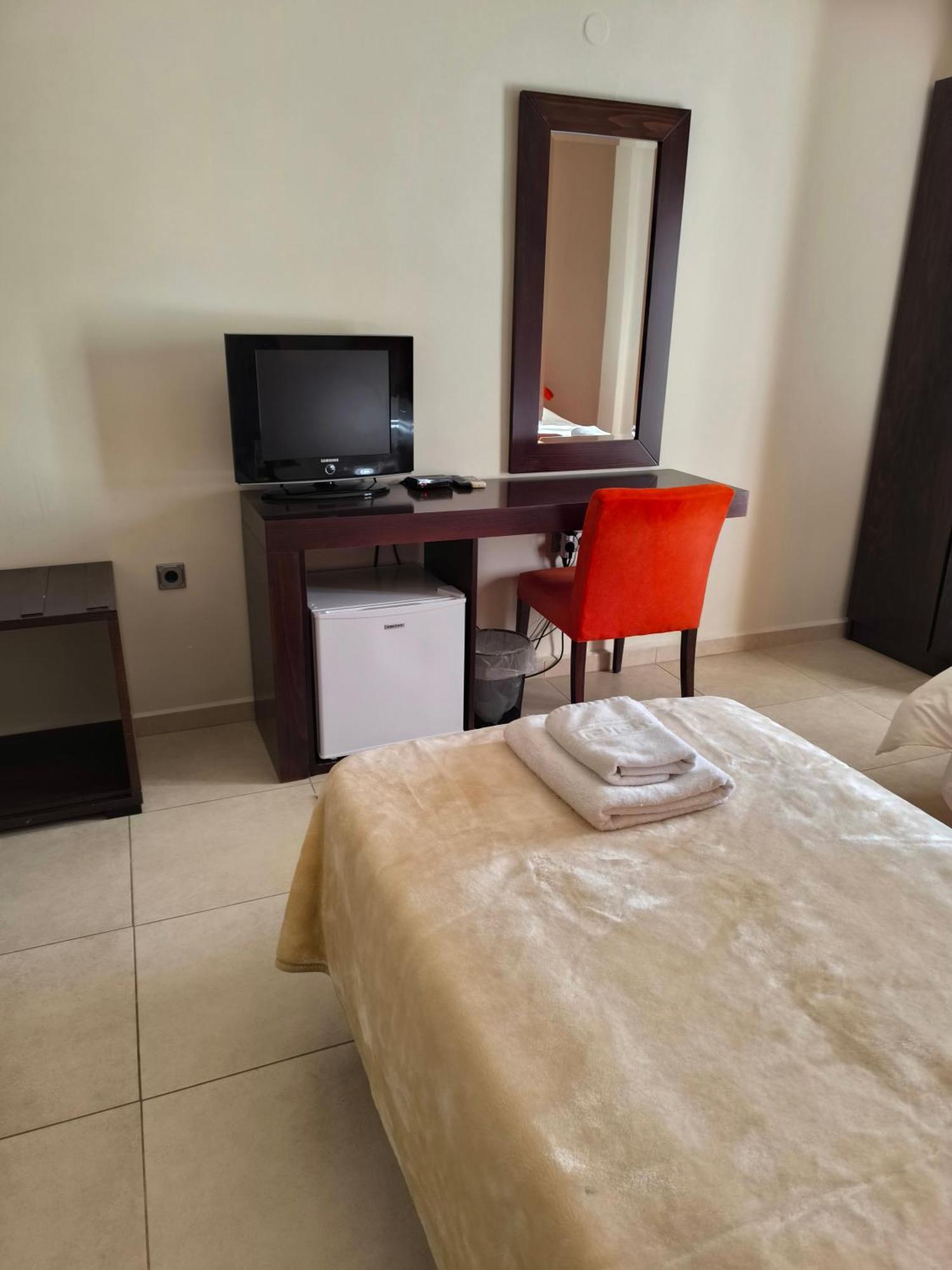 Faraggi Hotel Simvolí Dış mekan fotoğraf